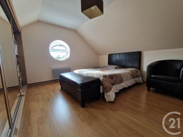 Appartement Duplex à vendre - 3 pièces - 68.1 m2 - ST JUST EN CHAUSSEE - 60 - PICARDIE - Century 21 Collin Immobilier