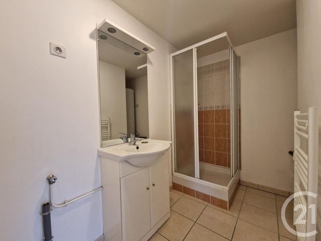Afficher la photo en grand Appartement F3 à vendre - 3 pièces - 50.0 m2 - ST JUST EN CHAUSSEE - 60 - PICARDIE - Century 21 Collin Immobilier